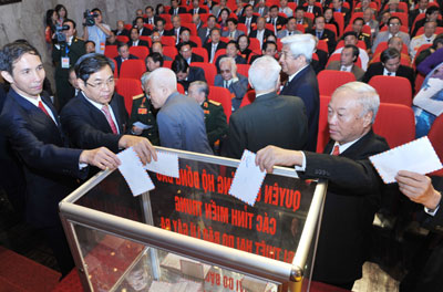 Welcome the 15th Hanoi Party Committee Congress